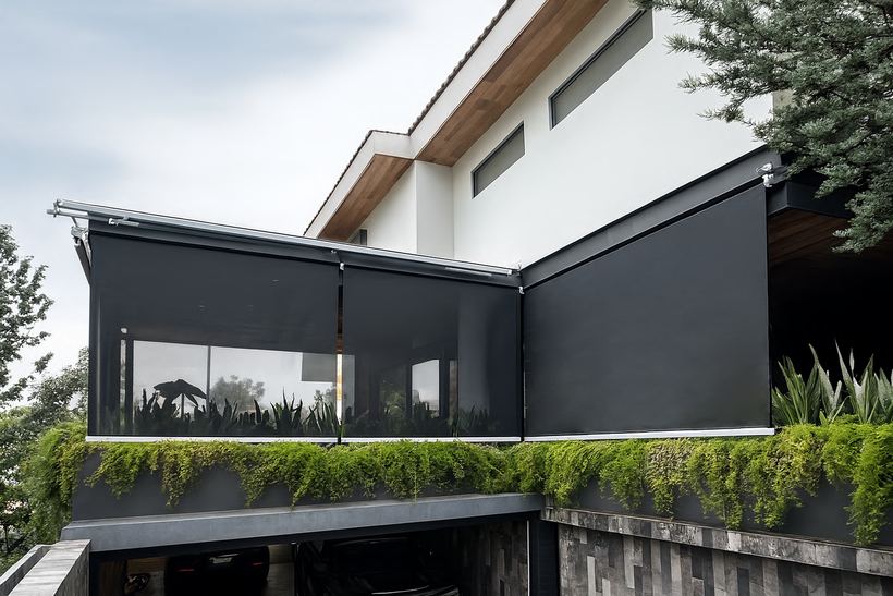 Toldo vertical instalada
